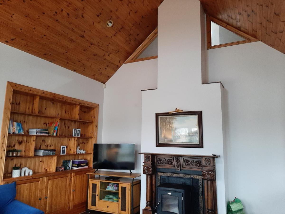 Skye'S Atlantic Retreat Villa Milltown Malbay Exterior photo